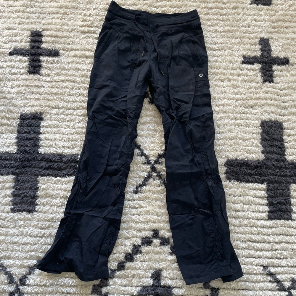 Lululemon Women’s Black Original Dance Studio Pants Unlined - size 6